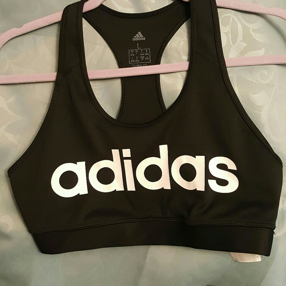 Sports graphic bra